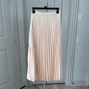 ASOS maxi skirt. Size 2. Creamy pink.